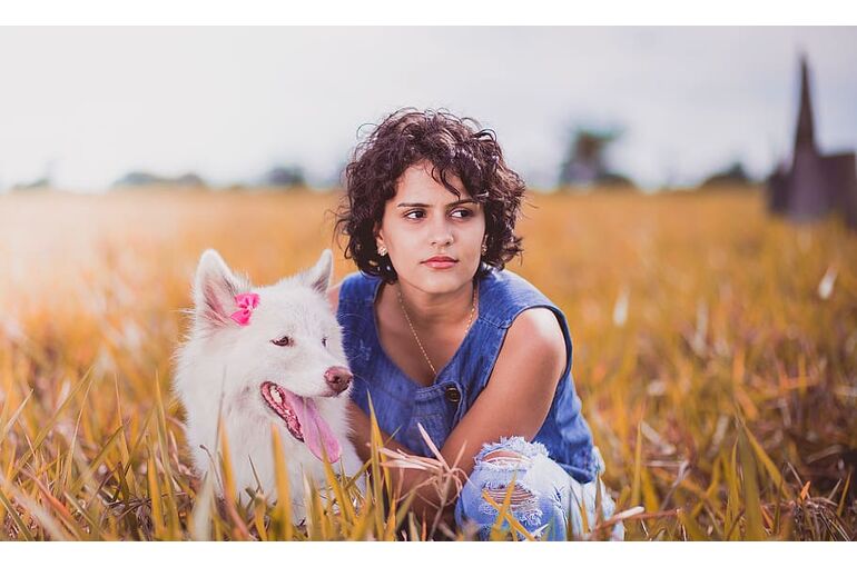 young-girl-dog-anmimal